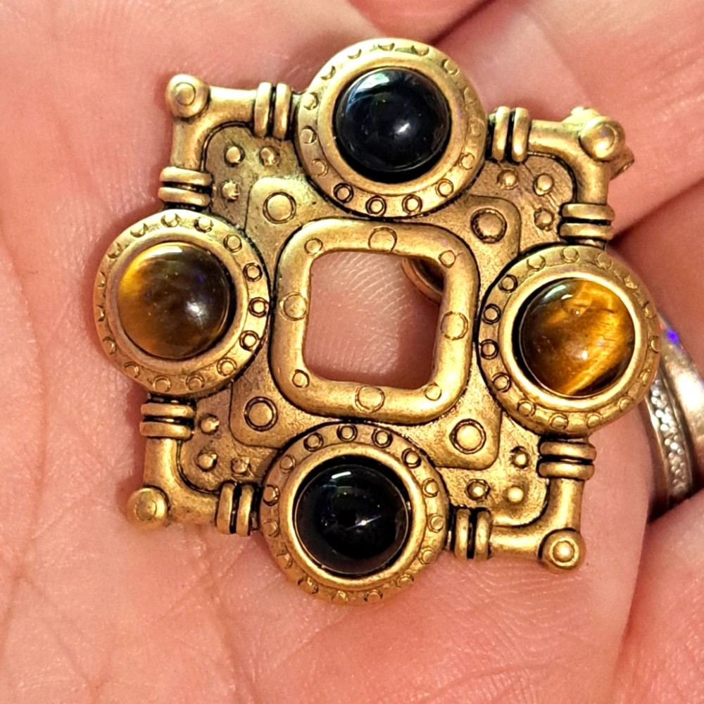 Tigers Eye & Black Onyx Pendant